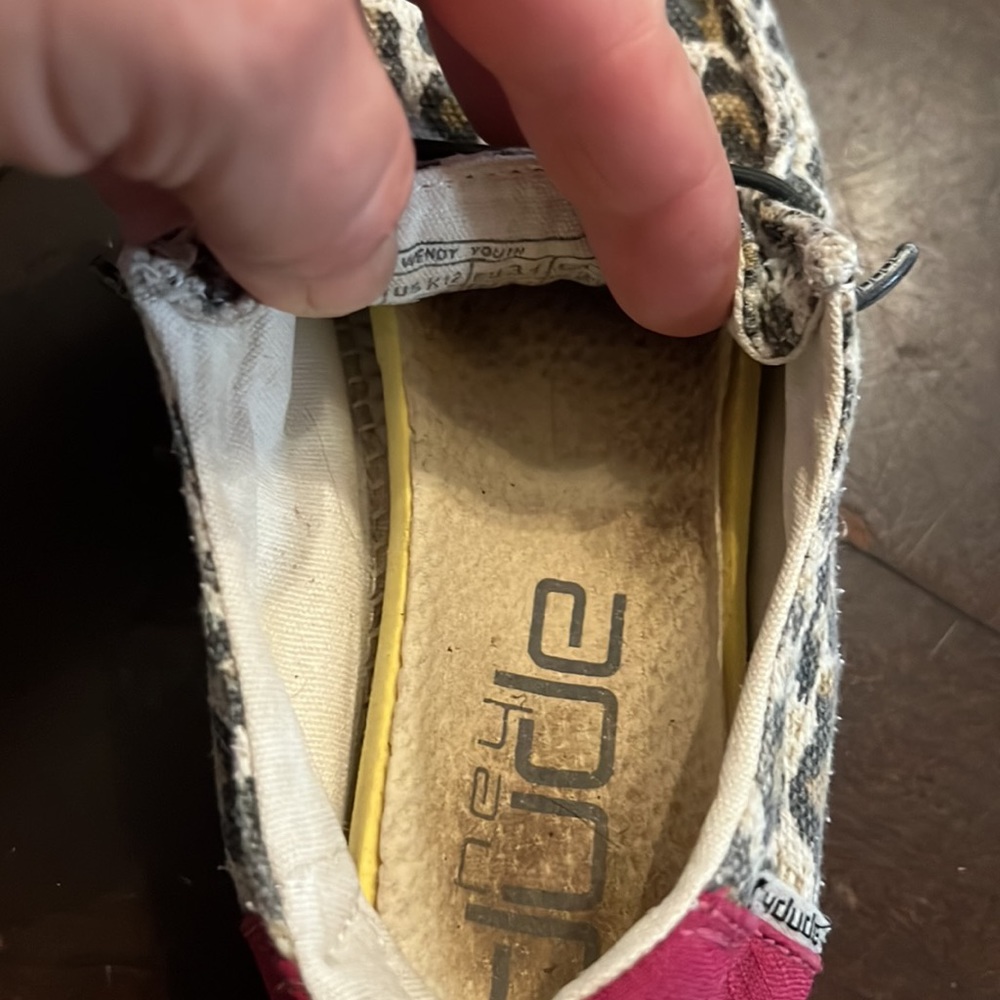 Hey dudes kids cheetah with pink CUTE size 12 - Picture 4 of 6